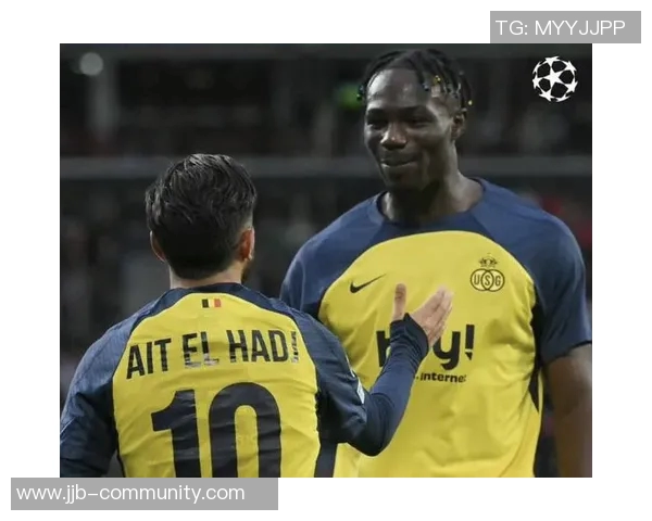 西甲惊现冷门切尔西逆转阿森纳乌龙球成比赛转折点