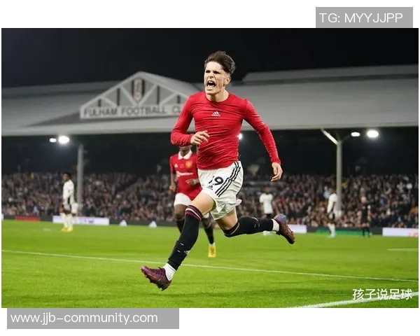 那不勒斯逆袭曼联上演帽子戏法引爆国王杯历史冷门瞬间