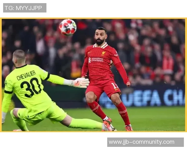 本菲卡惊险战胜巴萨点球大战点燃世界杯激情瞬间