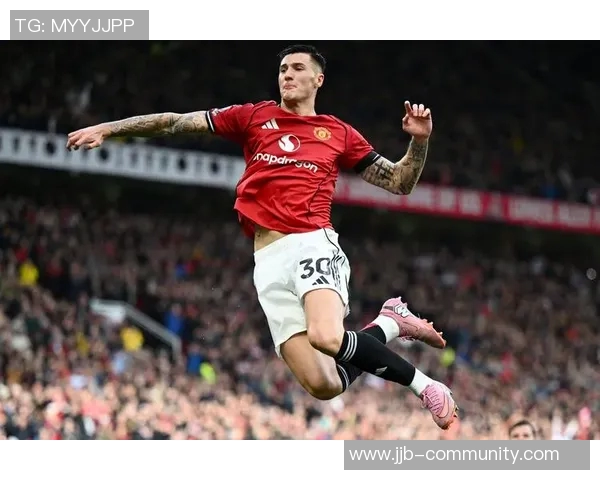 英超经典战役曼联逆转波尔图上演惊天大逆转引发全场狂欢