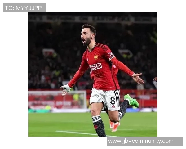 友谊赛精彩对决利物浦与曼联战成平局帽子戏法瞬间引发全场热烈反响 友谊赛精彩对决利物浦与曼联战成平局帽子戏法瞬间引发全场热烈反响