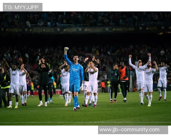 国王杯激战皇马与莱比锡战成平局红牌事件引发全场热议与转会传闻