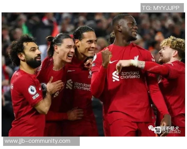 意甲激战：利物浦与阿森纳战平点球大战点燃全场激情