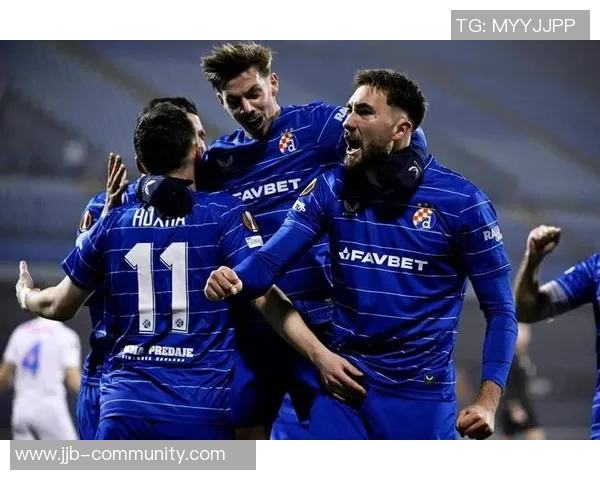 切尔西与里昂激战成平局红牌事件引发全场热议与转会传闻